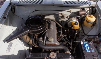 Opel Rekord 2.2 Motorblock Grau.jpg